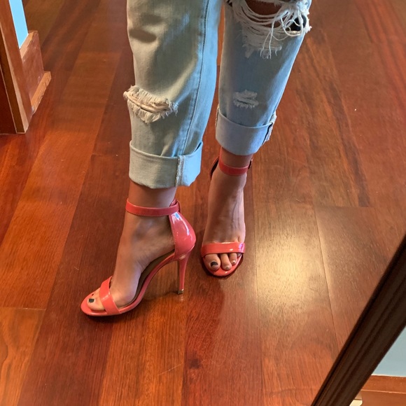 Pink heels - Picture 3 of 3